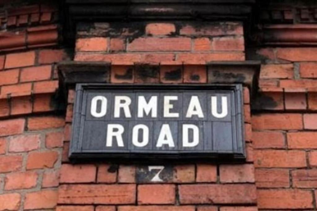 Ormeau Road Stylish Double Bedroom Luxury Apartment เบลฟาสต์ ภายนอก รูปภาพ